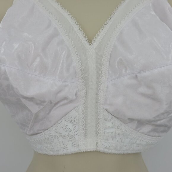 Playtex 46D Bra White 18 Hour Ultimate Shoulder Comfort Smoothing 4693 Wireless - Picture 4 of 16
